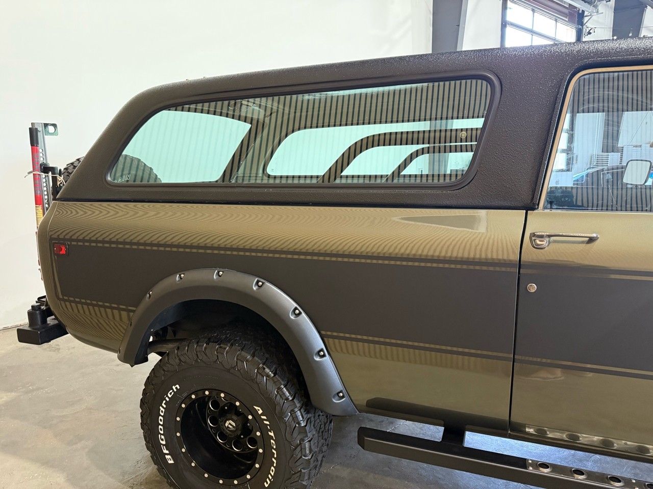 International-Scout-II-1977-SUV-21