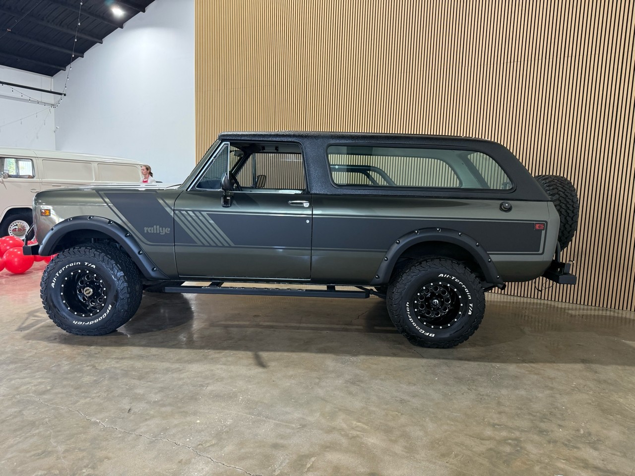 International-Scout-II-1977-SUV-27