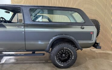 International-Scout-II-1977-SUV-28