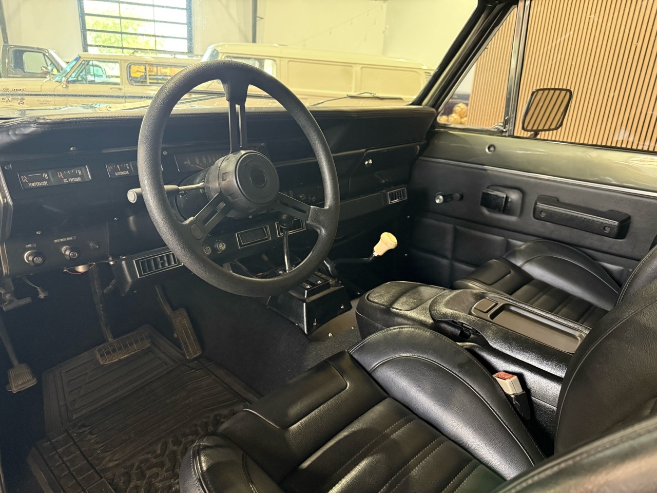 International-Scout-II-1977-SUV-34