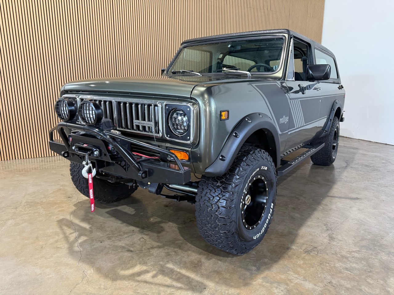 International-Scout-II-1977-SUV-5