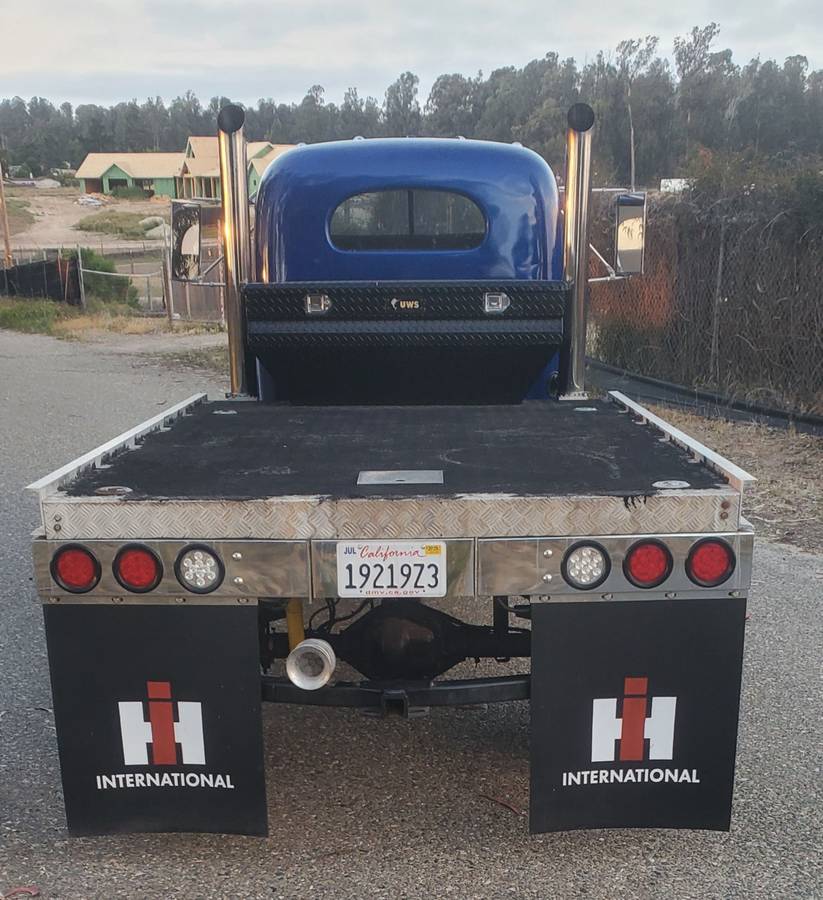 International-diesel-1947-blue-4