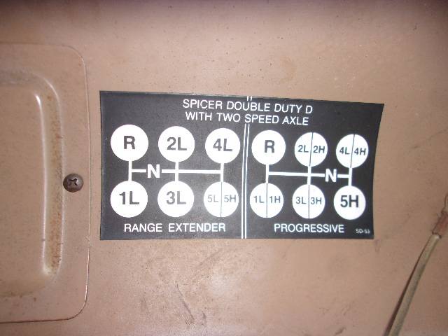 International-diesel-1987-white-10