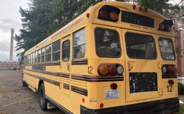 International-dt466-diesel-1989-yellow