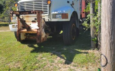 International-flatbed-diesel-1994-white-3