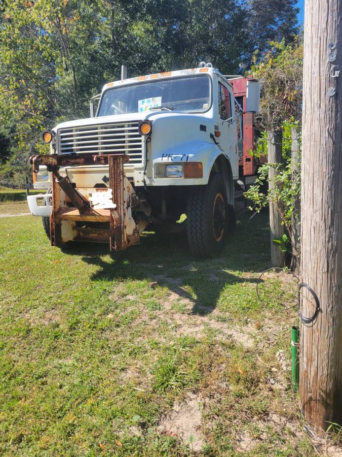 International-flatbed-diesel-1994-white-3