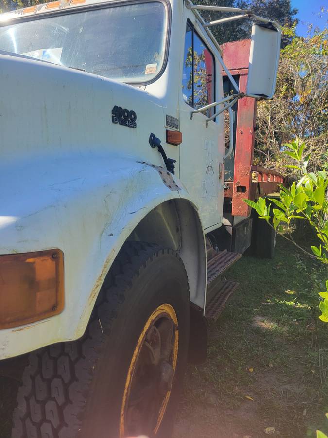 International-flatbed-diesel-1994-white-5