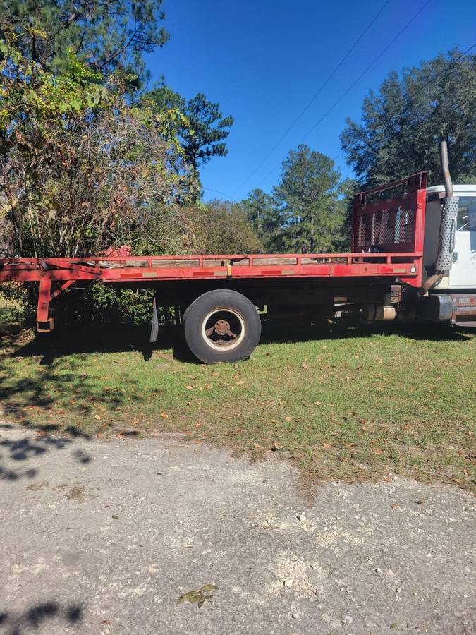 International-flatbed-diesel-1994-white-6