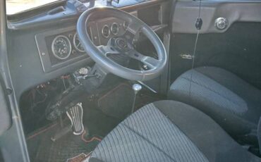 International-harvester-1949-custom-1