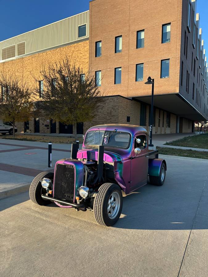 International-harvester-1949-custom-9