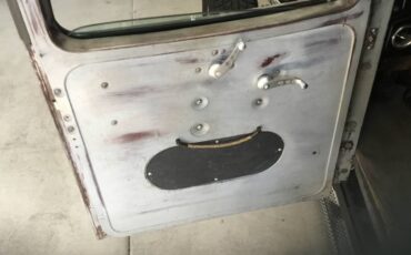 International-harvester-pu-1934-silver-10