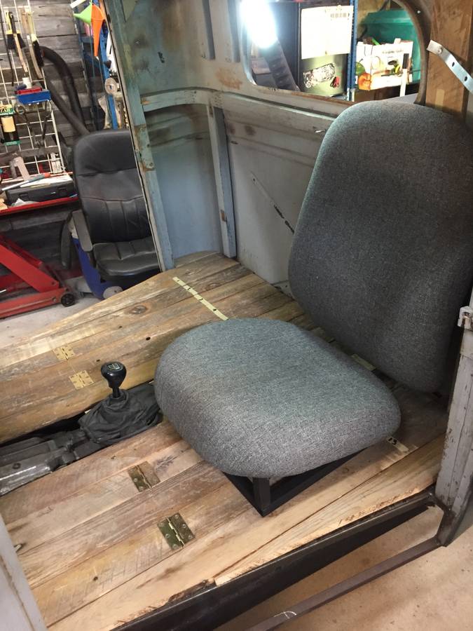 International-harvester-pu-1934-silver-19