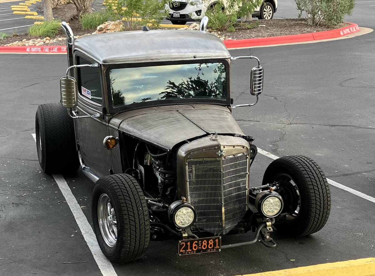International-harvester-pu-1934-silver-2
