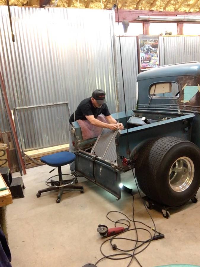 International-harvester-pu-1934-silver-8