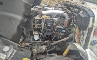 International-navistar-4900-diesel-1989-white-3