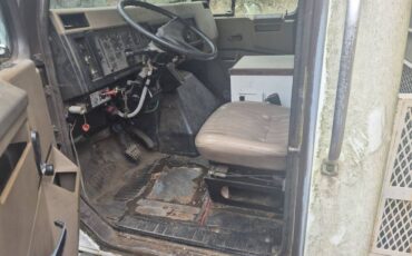 International-navistar-4900-diesel-1989-white-5