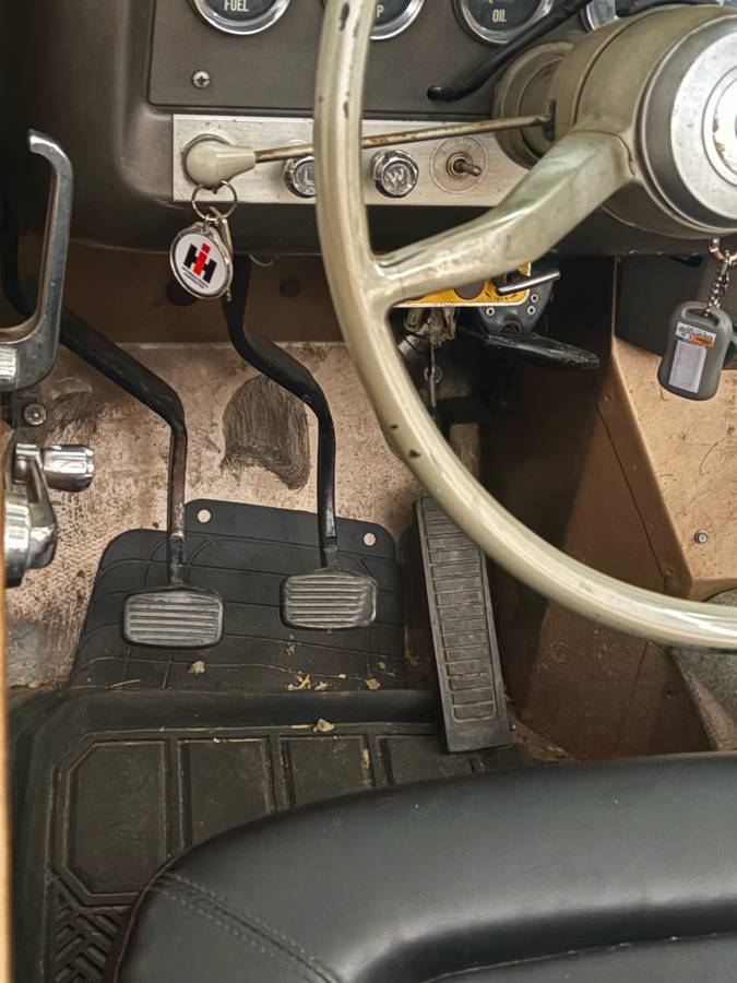 International-scout-1968-brown-18