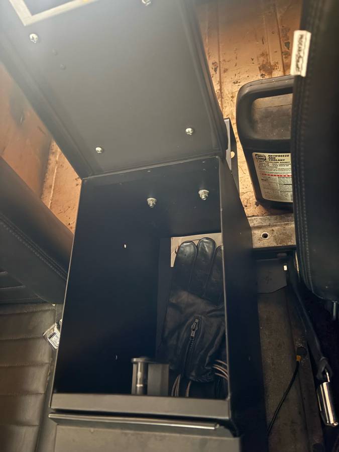 International-scout-1968-brown-19