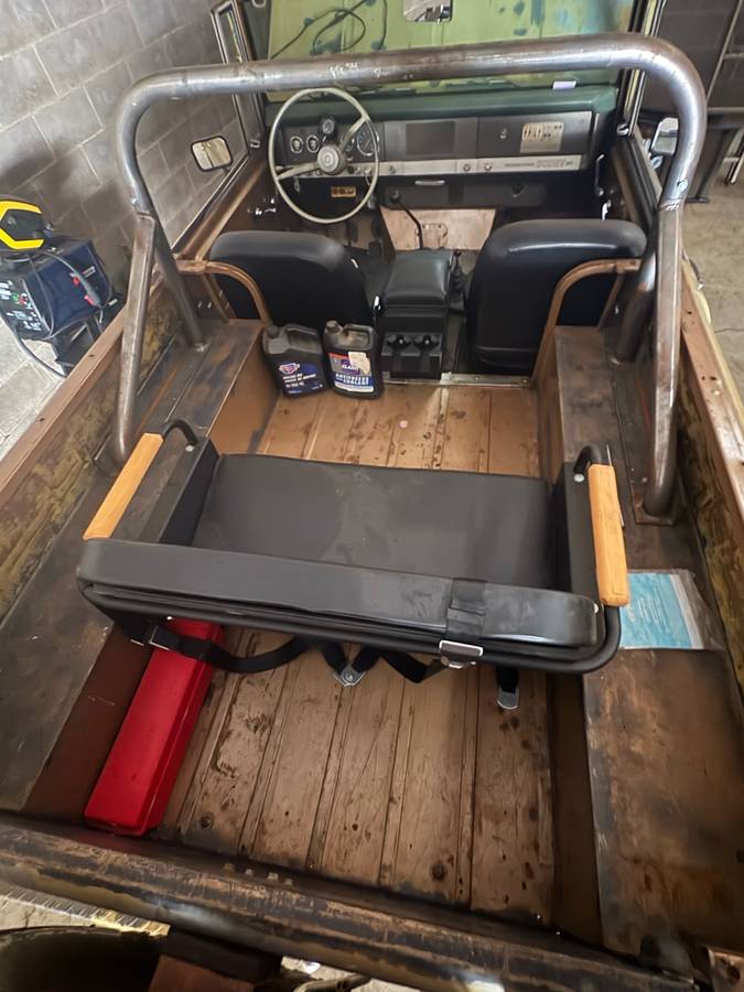 International-scout-1968-brown-3