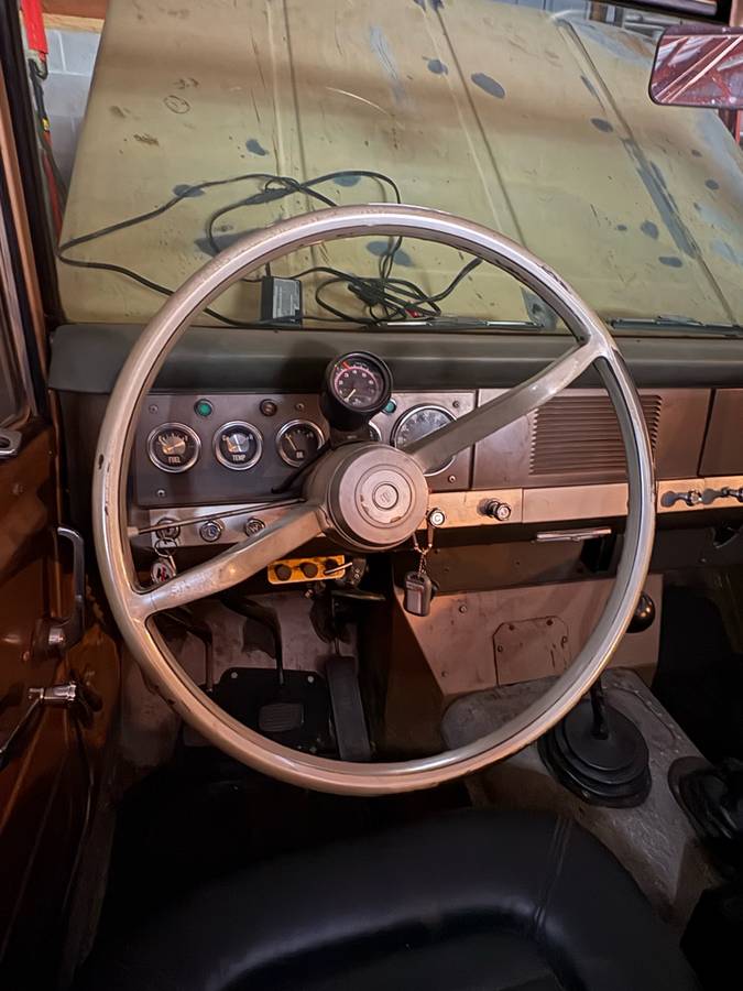 International-scout-1968-brown-7