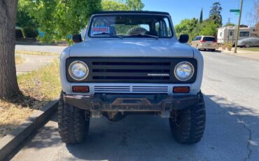 International-scout-2-1972-grey-3
