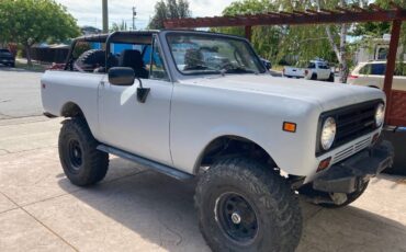 International-scout-2-1972-grey