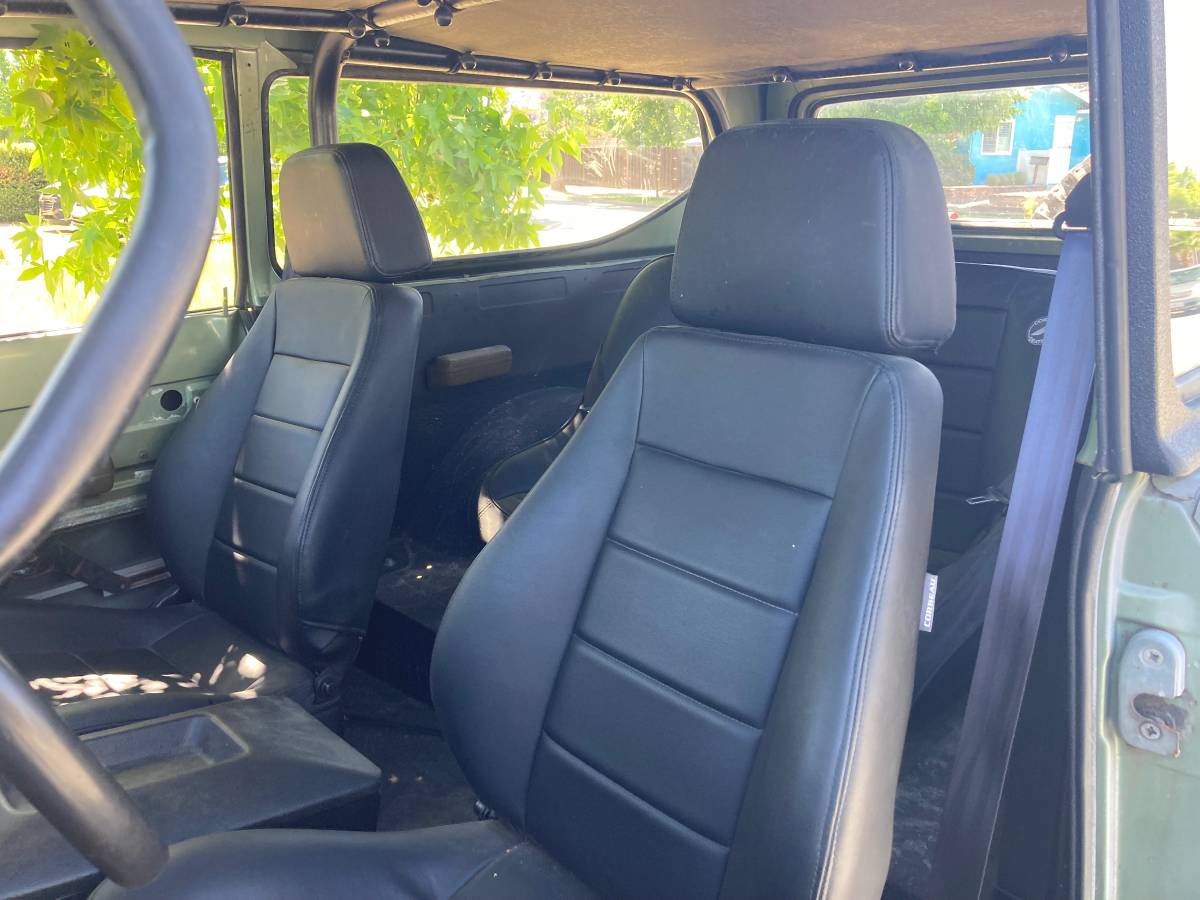 International-scout-2-1972-grey-4