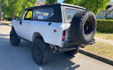 International-scout-2-1972-grey-7