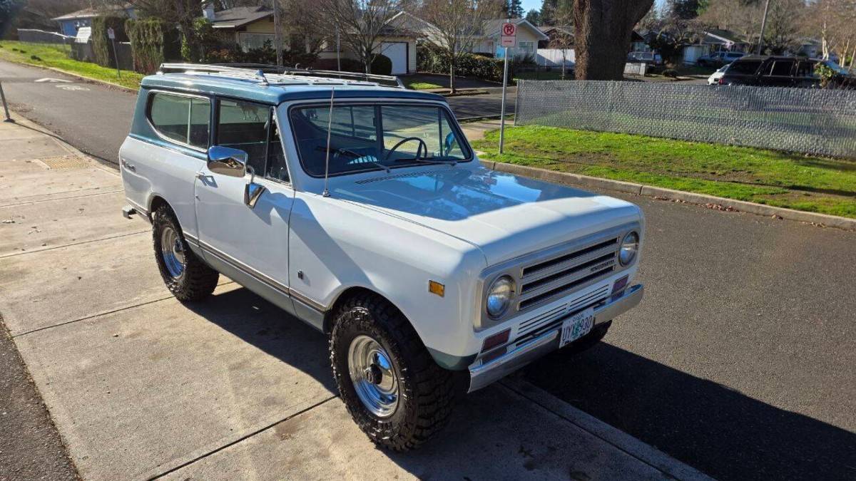 International-scout-ii-factory-1972-white-2