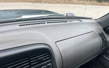 Isuzu-trooper-1995-green-17