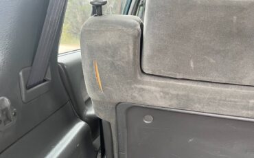 Isuzu-trooper-1995-green-18