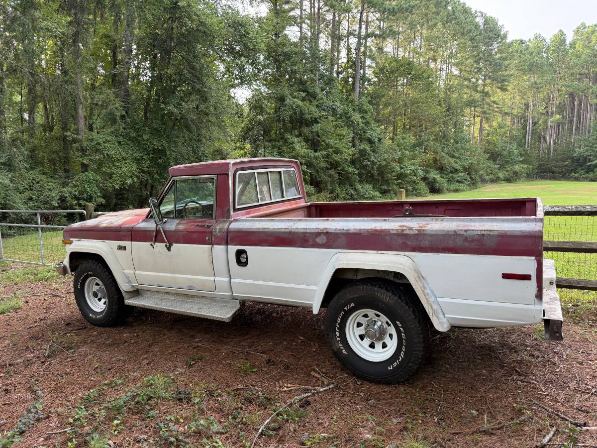 J10-jeep-pickup-1980-red-19