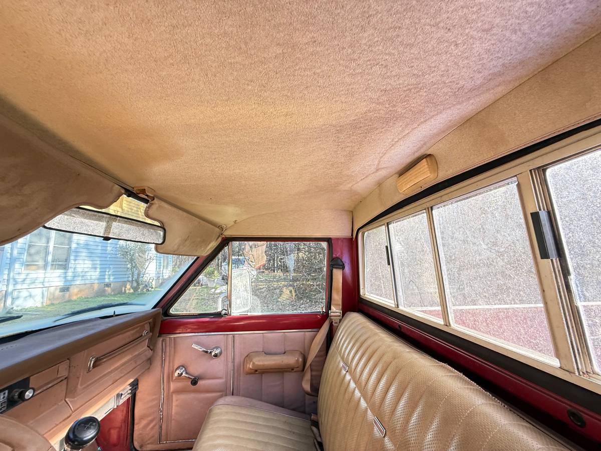 J10-jeep-pickup-1980-red-7