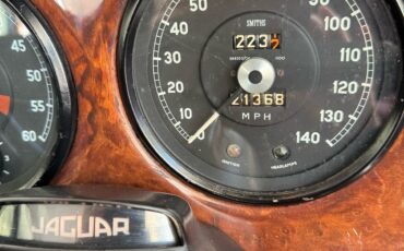 Jaguar-3.8S-1967-13