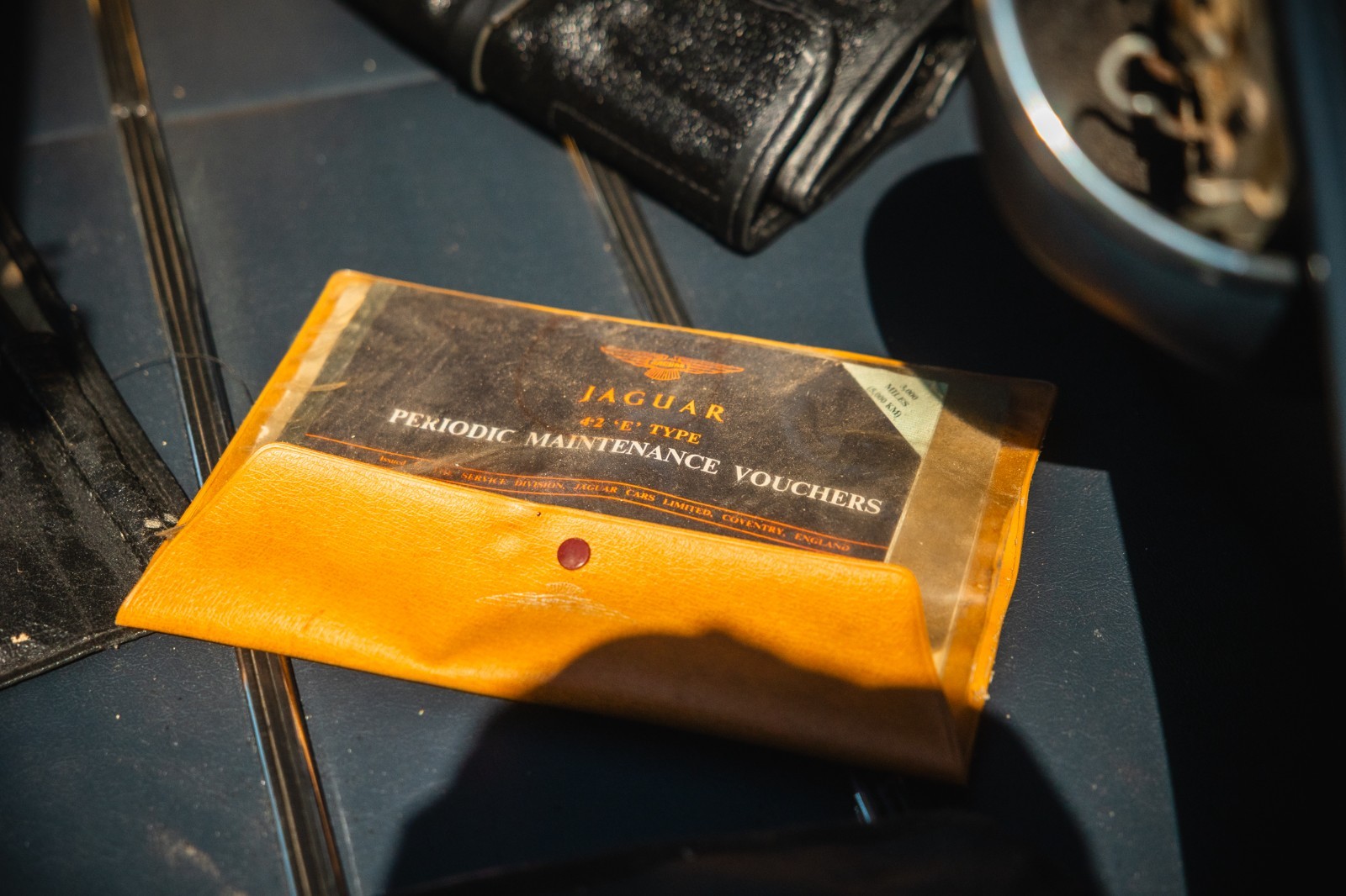 Jaguar-E-Type-1965-Coupe-13