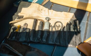 Jaguar-E-Type-1965-Coupe-14