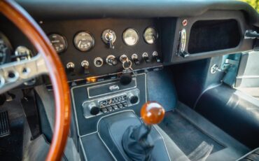 Jaguar-E-Type-1965-Coupe-20