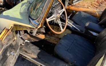 Jaguar-E-Type-1967-Convertible-14