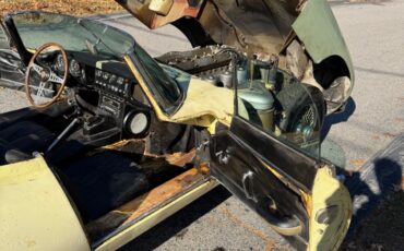 Jaguar-E-Type-1967-Convertible-19