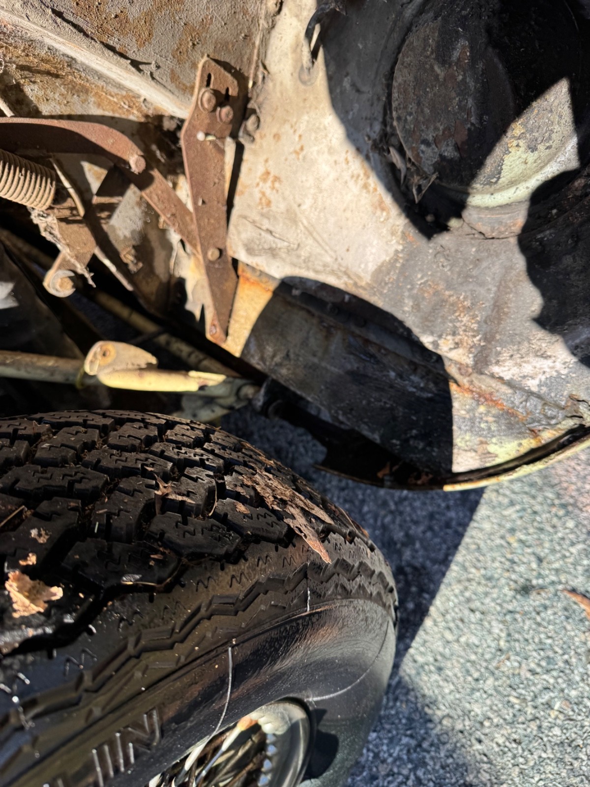 Jaguar-E-Type-1967-Convertible-22