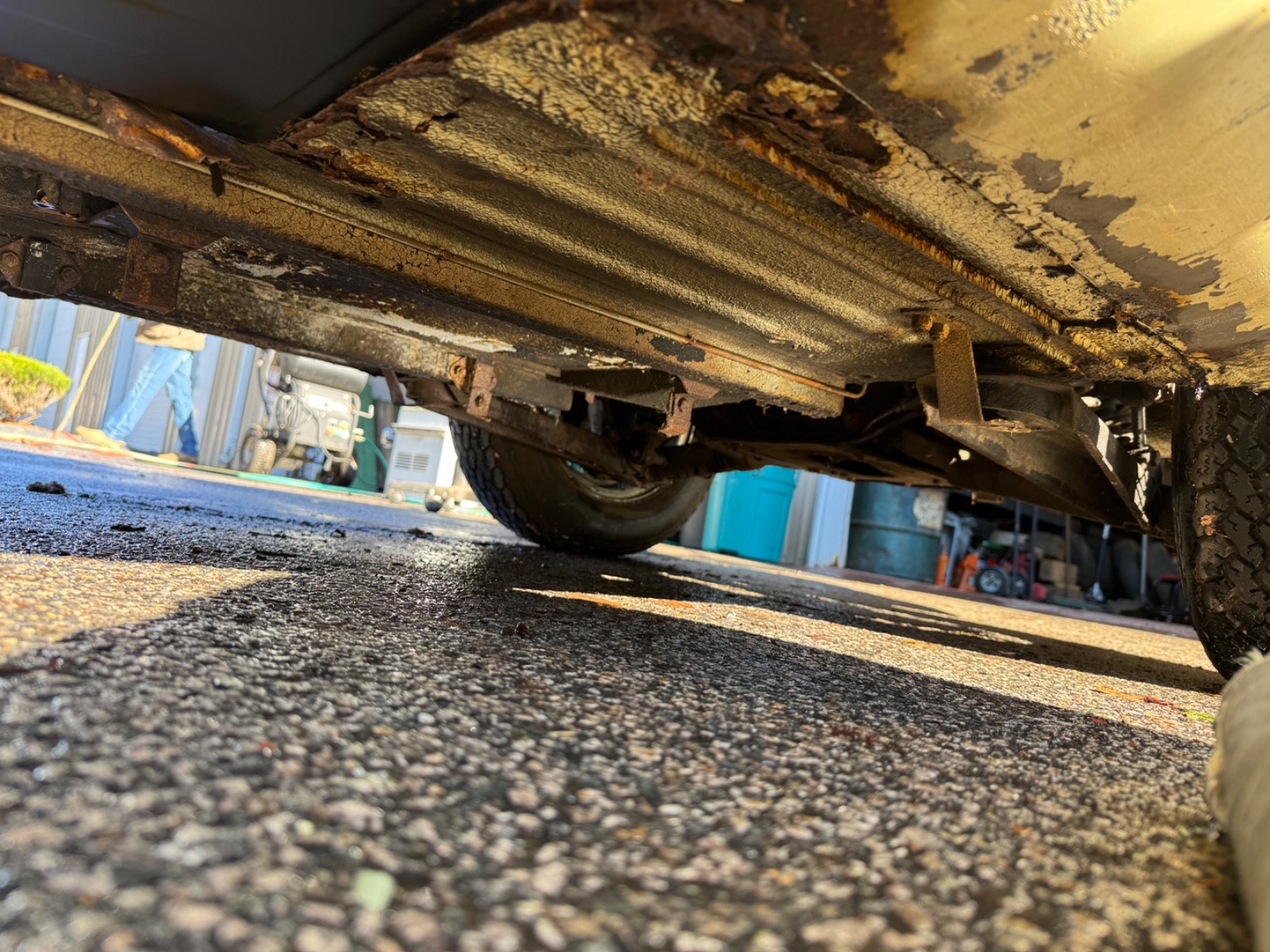 Jaguar-E-Type-1967-Convertible-28