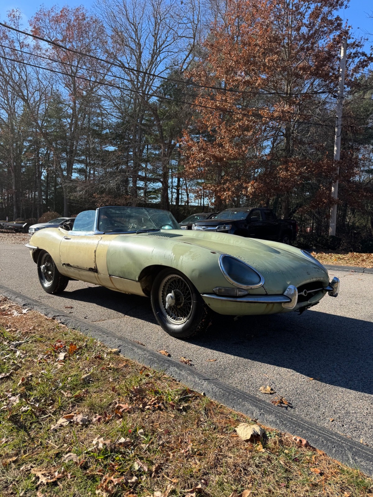 Jaguar-E-Type-1967-Convertible-7