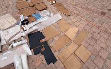 Jaguar-E-Type-1969-13