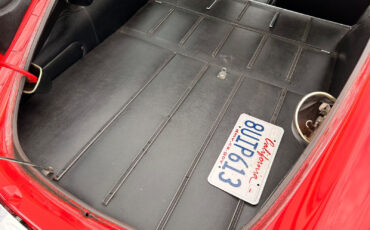 Jaguar-E-Type-1969-16