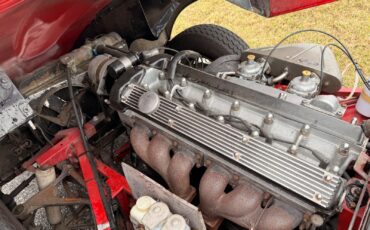 Jaguar-E-Type-1969-4