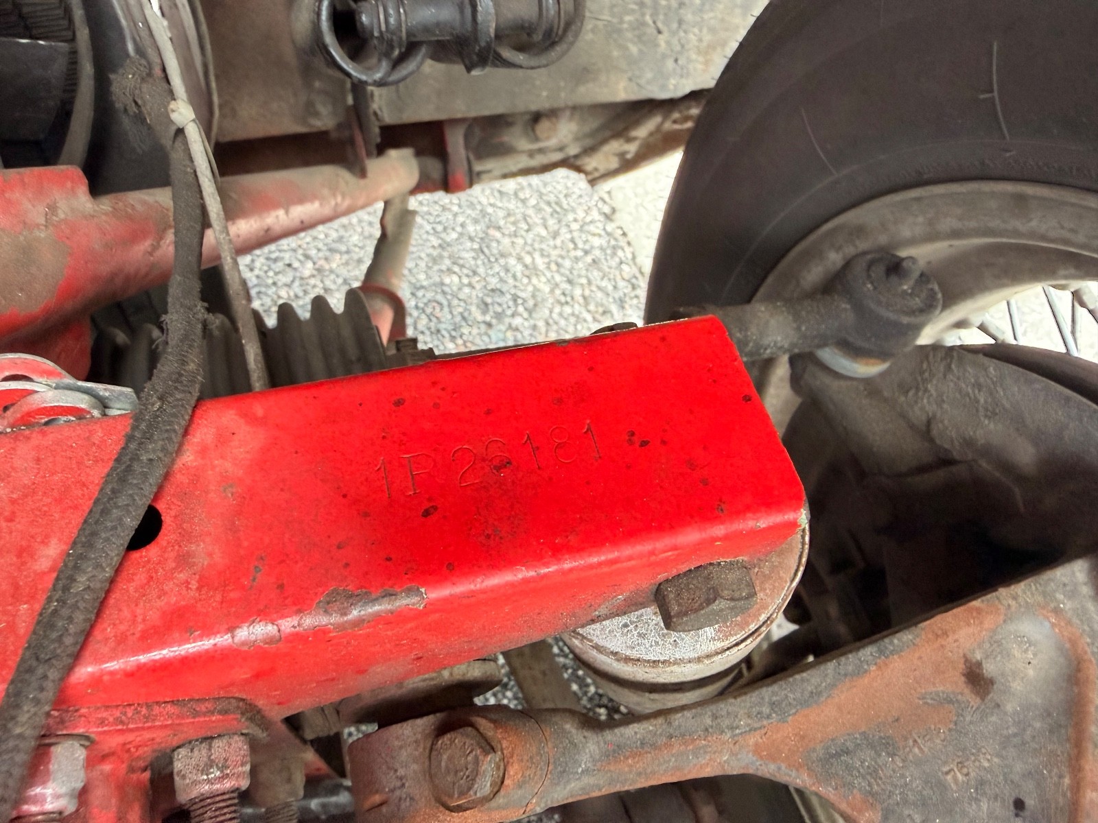 Jaguar-E-Type-1969-6