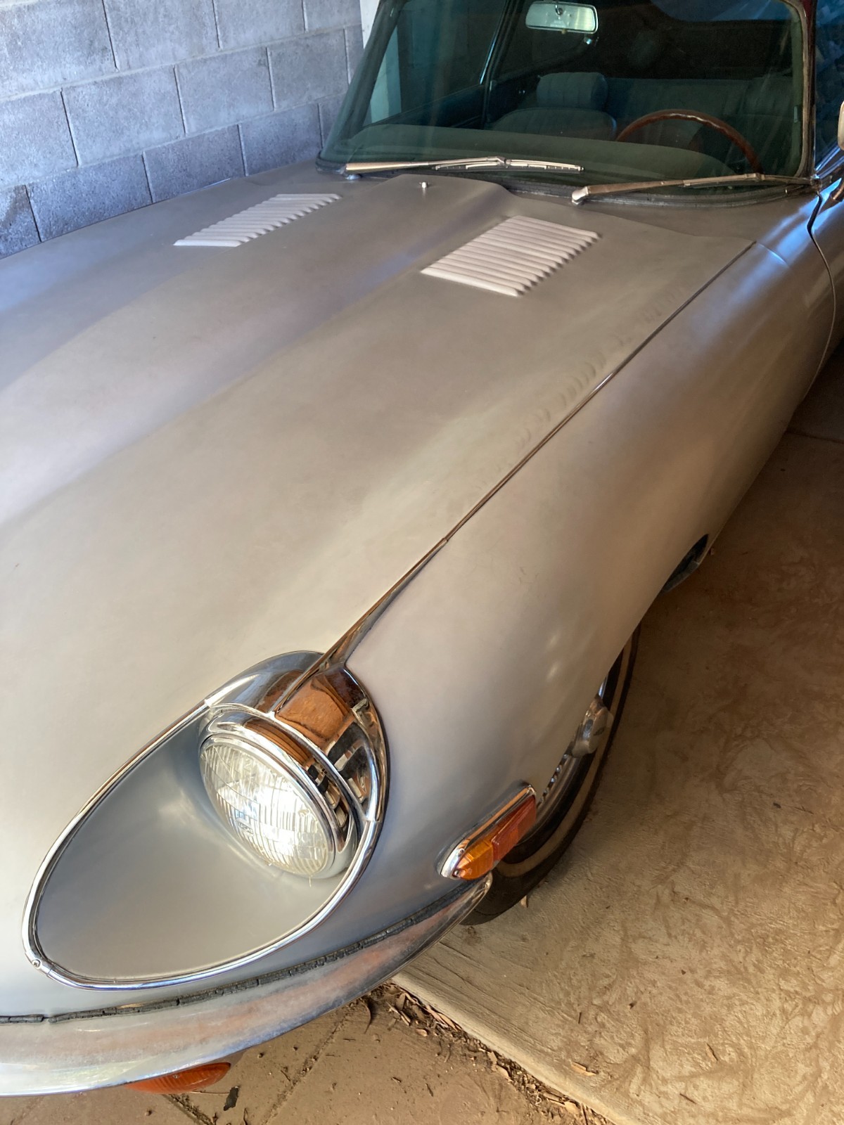 Jaguar-E-Type-1969-Coupe-1