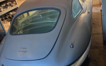 Jaguar-E-Type-1969-Coupe-10