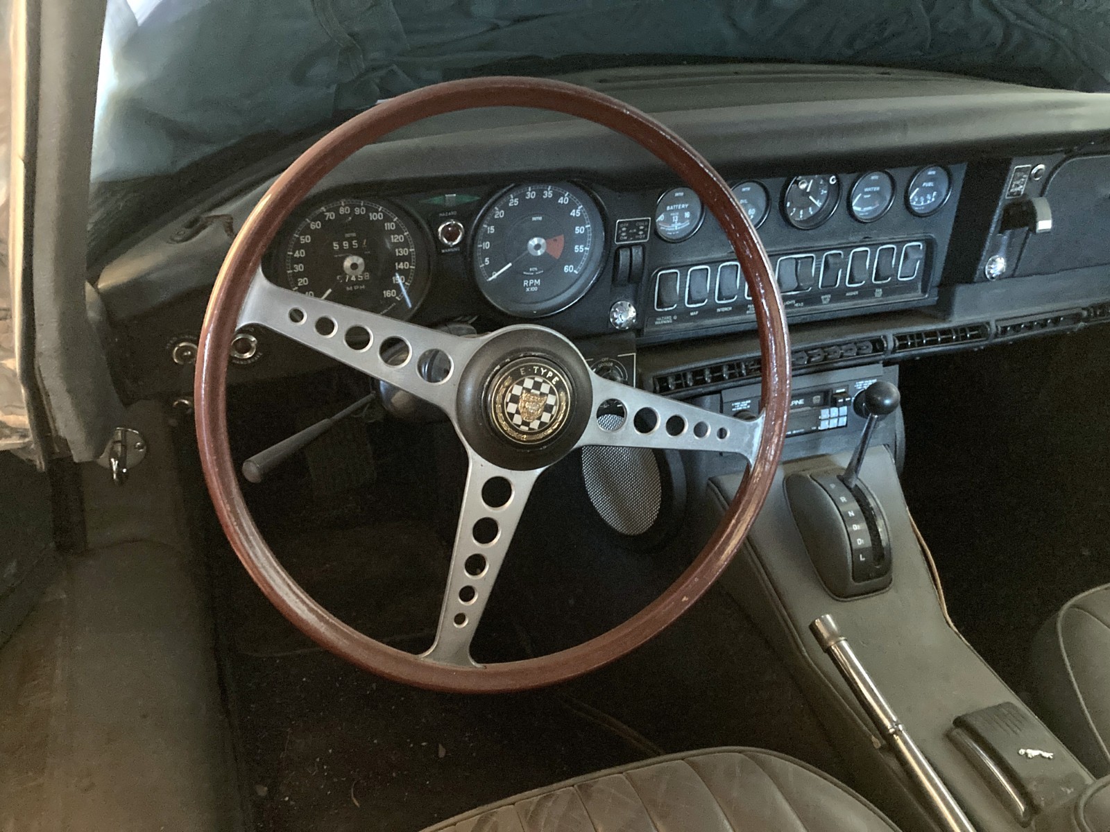 Jaguar-E-Type-1969-Coupe-14