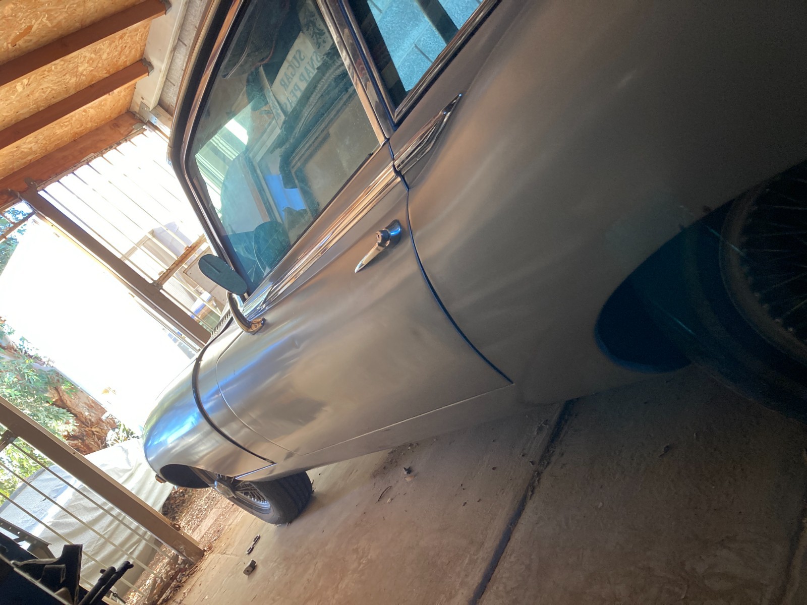 Jaguar-E-Type-1969-Coupe-23